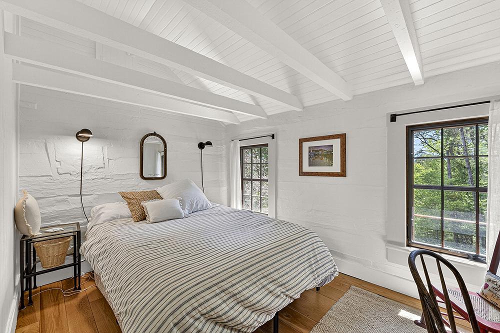 4439 Old Forge Road Luray, VA 22835 - Photo 43 of 101 Middle Bedroom Upstairs