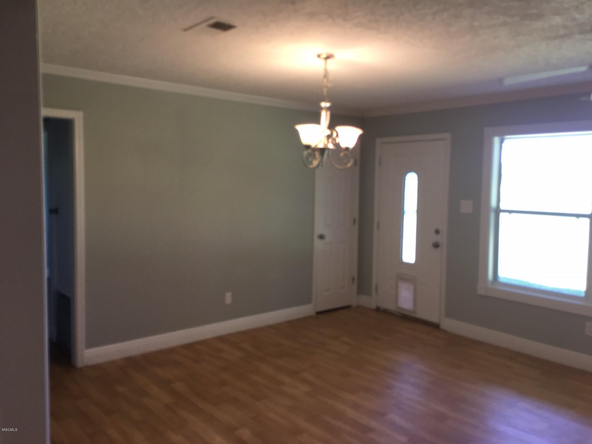 17932 Rayford Shumock Road Moss Point, MS 39562 - Photo 7 of 19 8
