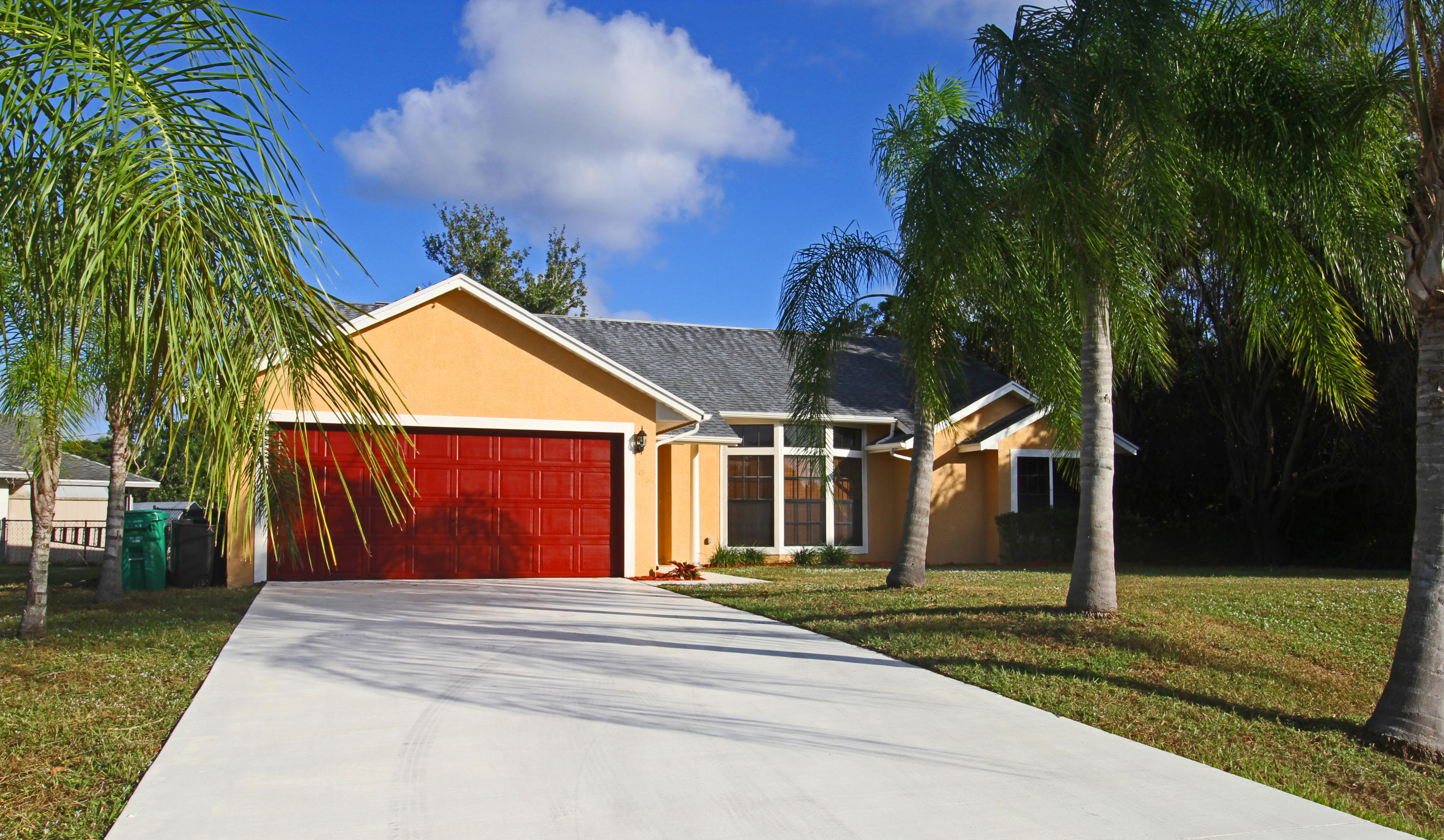 286 Southwest Bedford Road Port St. Lucie, FL 34953 - Photo 2 of 23 42
