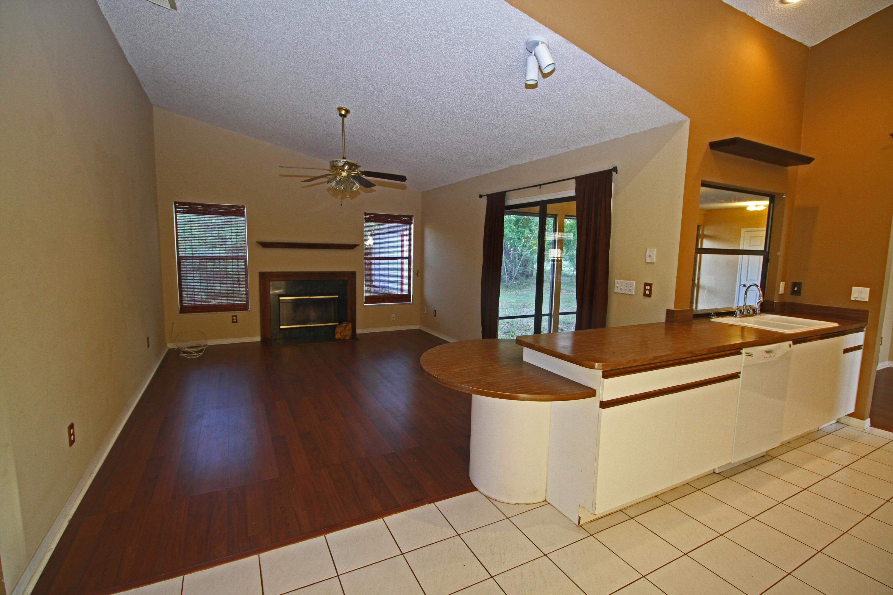286 Southwest Bedford Road Port St. Lucie, FL 34953 - Photo 7 of 23 2