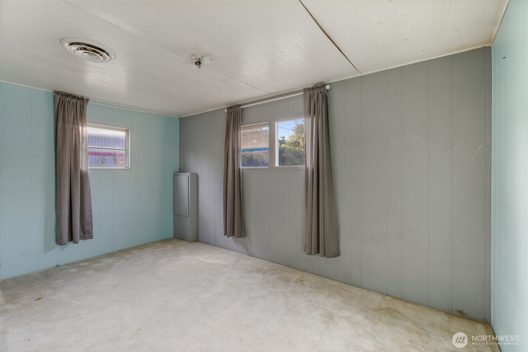 8510 Martin Way East, Unit 25 Lacey, WA 98516 - Photo 12 of 26 a view of an empty room