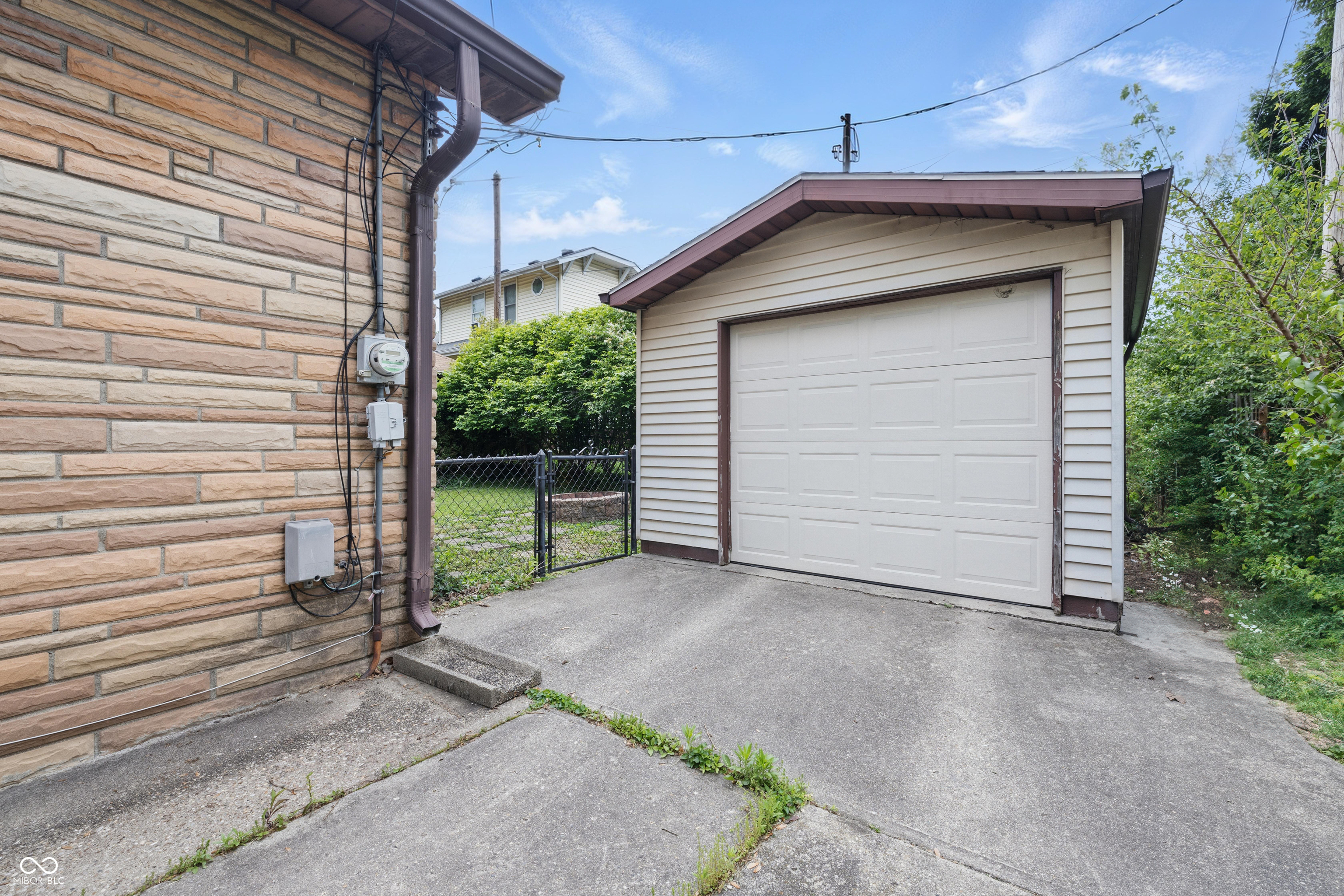 309 Poplar Road Indianapolis, IN 46219 - Photo 39 of 41 Gallery Image 39