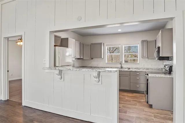 $290,000 | 442 West McCart Street, Krum, TX 76249