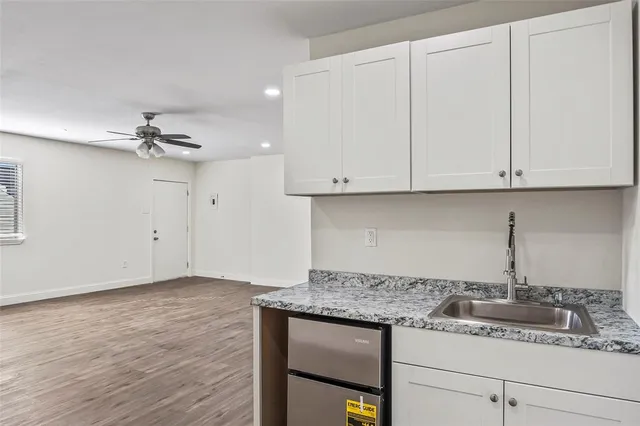 $290,000 | 442 West McCart Street, Krum, TX 76249