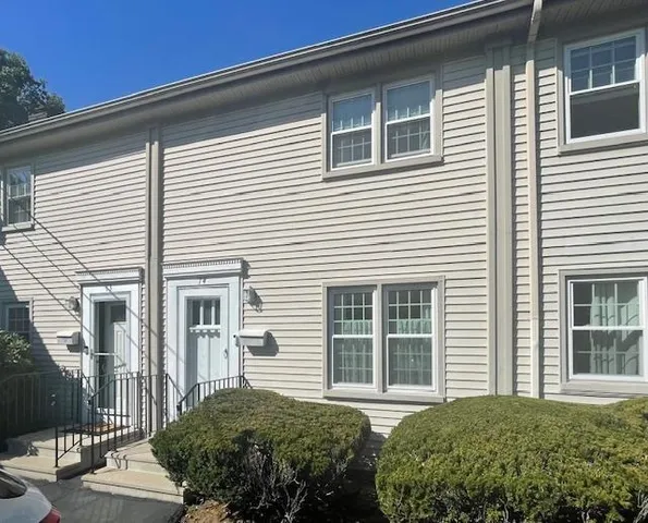 $2,800 | 14 Eagle Drive, Unit 14, Salem, NH 03079