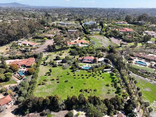 $8,695,000 | 4773 El Mirlo, Rancho Santa Fe, CA 92067