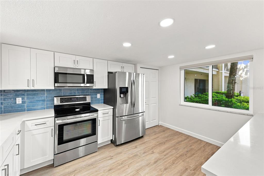 700 Starkey Road, Unit 311 Largo, FL 33771 - Photo 6 of 25 Gallery Image 6