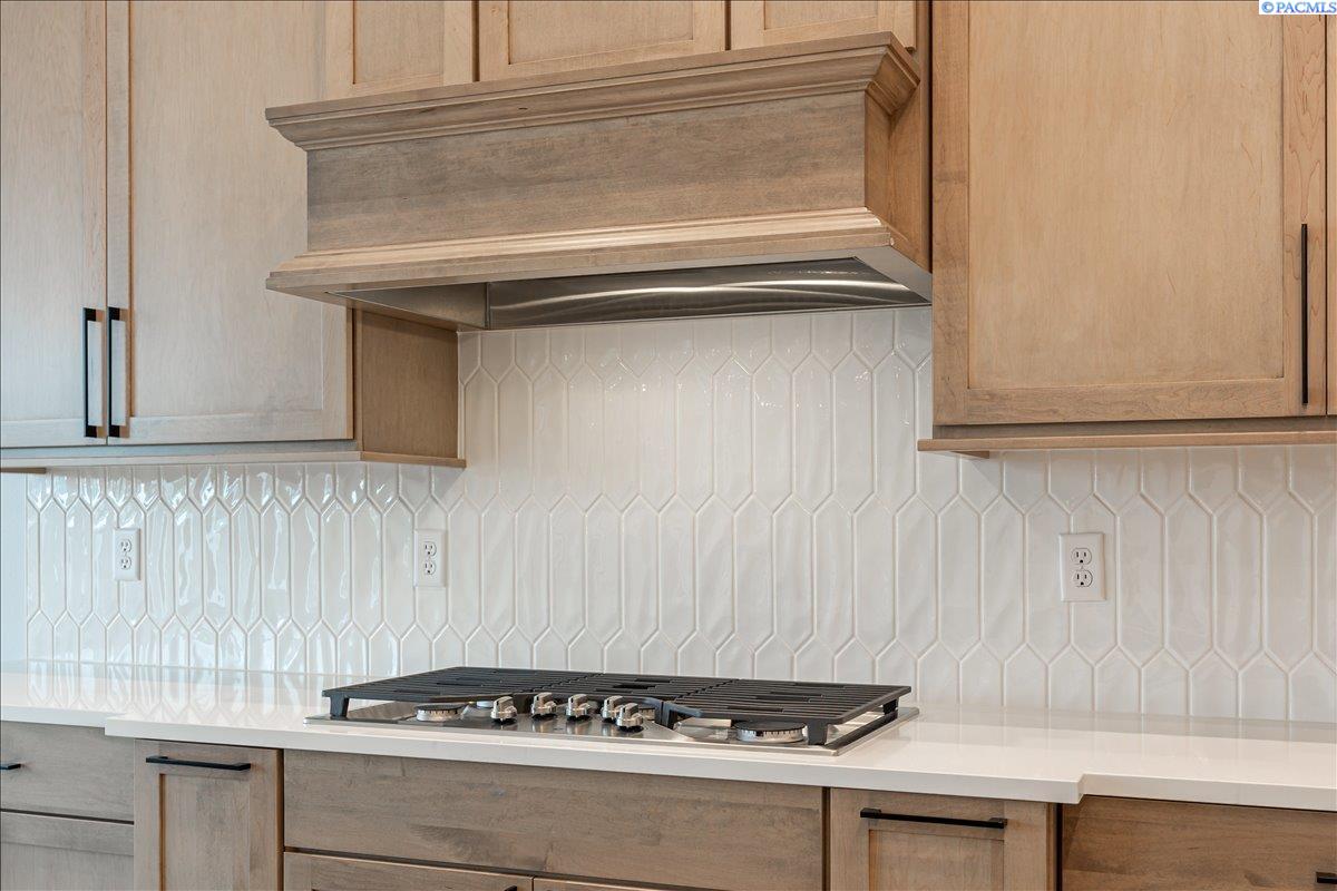 12804 Clark Frk Road Pasco, WA 99301 - Photo 16 of 47 Gallery Image 16