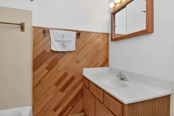 $559,000 | 32W183 Glos Street, Wayne, IL 60184