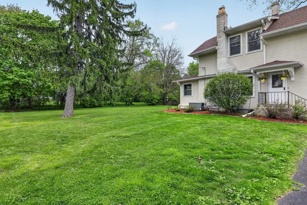$559,000 | 32W183 Glos Street, Wayne, IL 60184