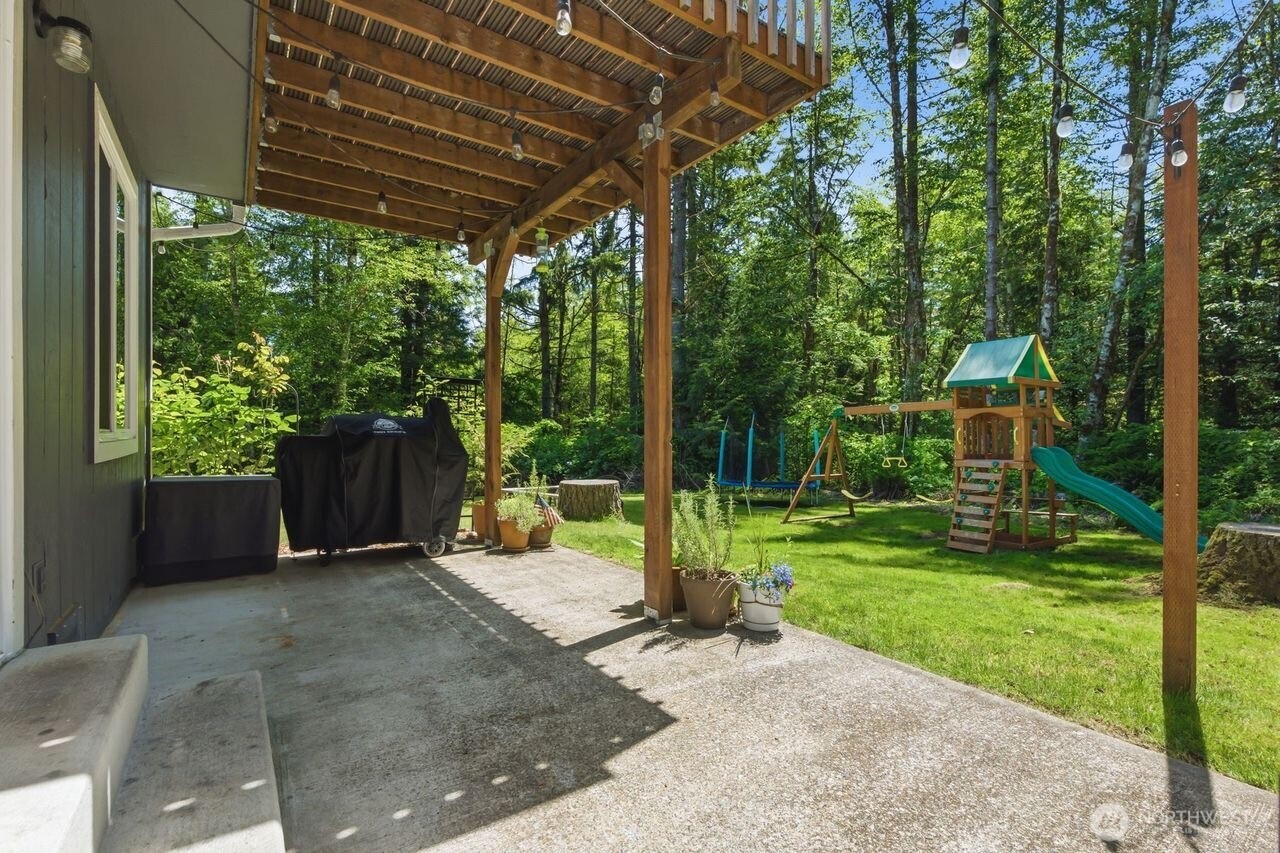 1353-1355 Saddle Club Road Southeast Port Orchard, WA 98366 - Photo 19 of 39