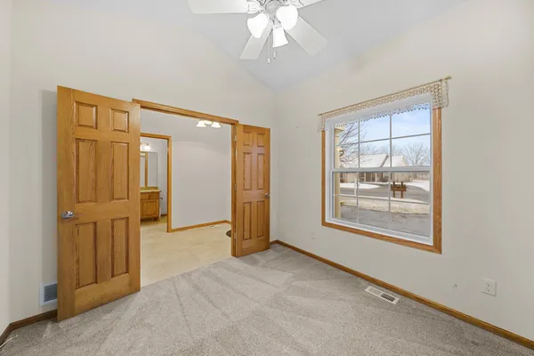 $369,900 | 4854 384th Trail, North Branch, MN 55056