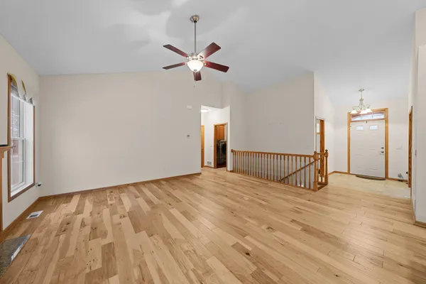 $369,900 | 4854 384th Trail, North Branch, MN 55056