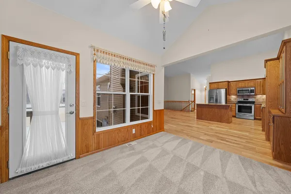 $369,900 | 4854 384th Trail, North Branch, MN 55056