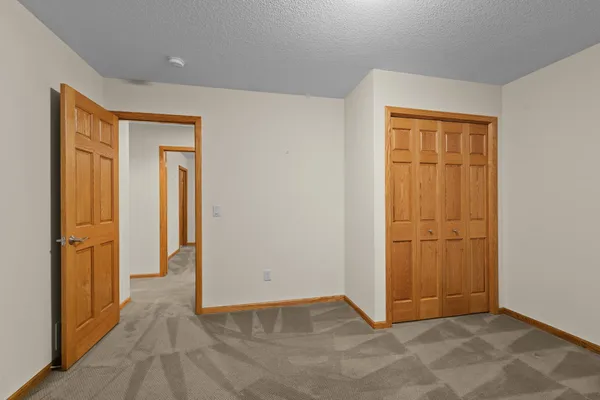 $369,900 | 4854 384th Trail, North Branch, MN 55056