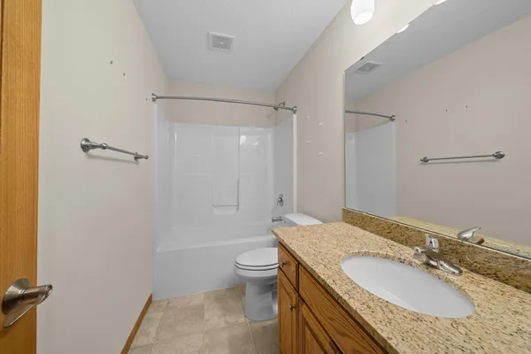 $369,900 | 4854 384th Trail, North Branch, MN 55056