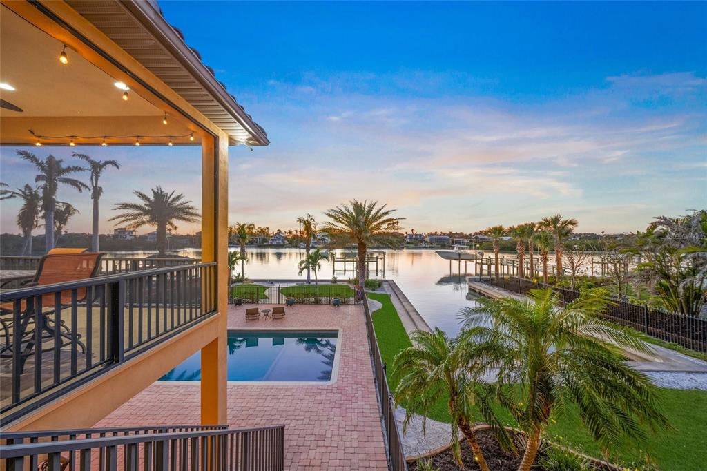 471 Bayshore Road Nokomis, FL 34275 - Photo 7 of 95
