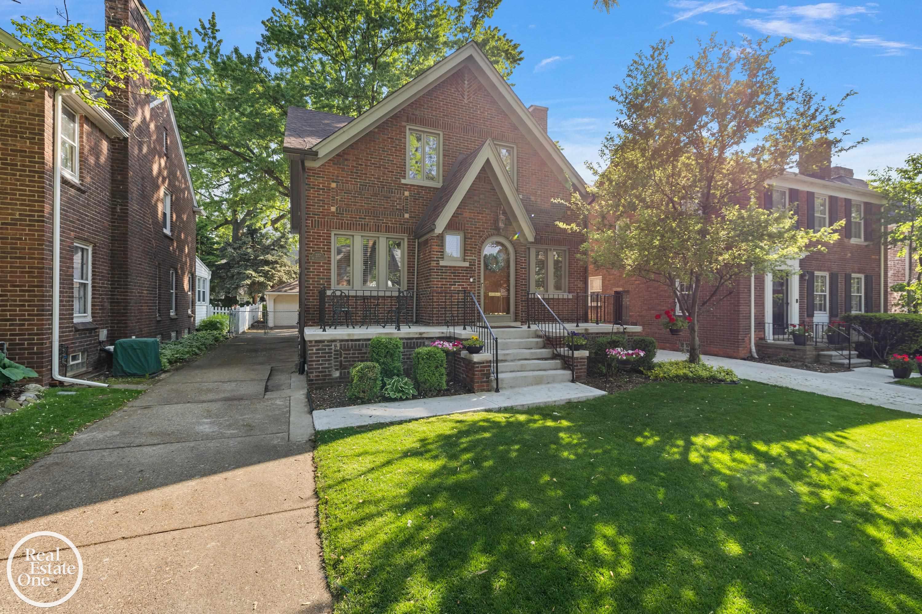 277 Merriweather Road Grosse Pointe Farms, MI 48236 - Photo 41 of 51