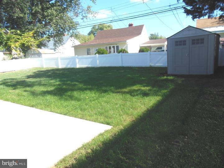 9221 Treaty Road Philadelphia, PA 19114 - Photo 23 of 23 Back Yard