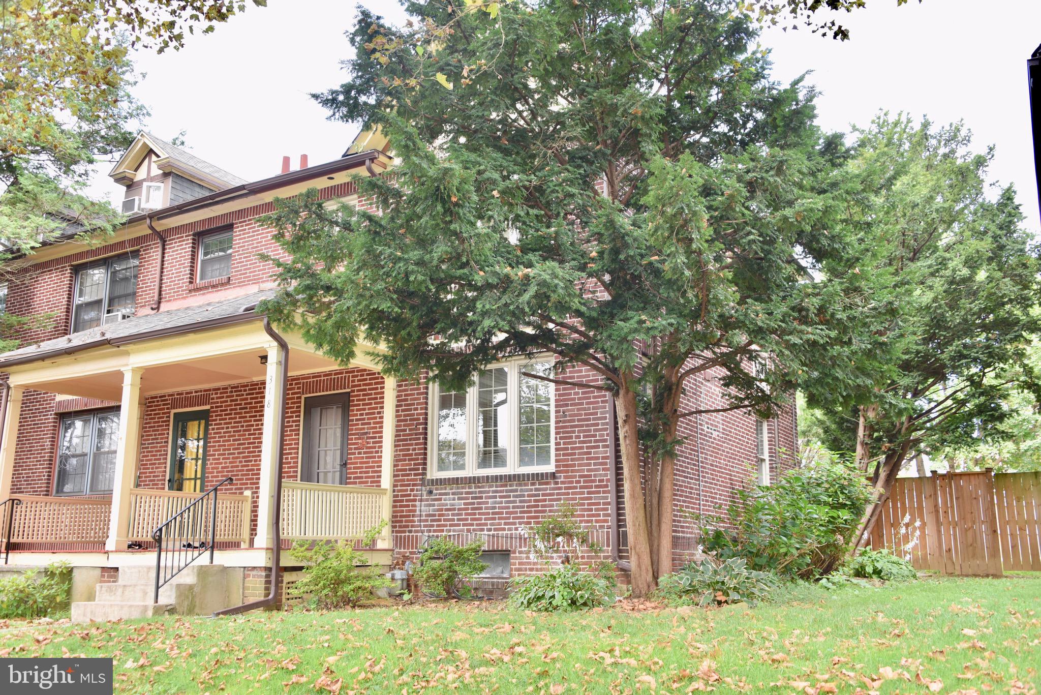 318 Sunset Road West Reading, PA 19611 - Photo 2 of 22