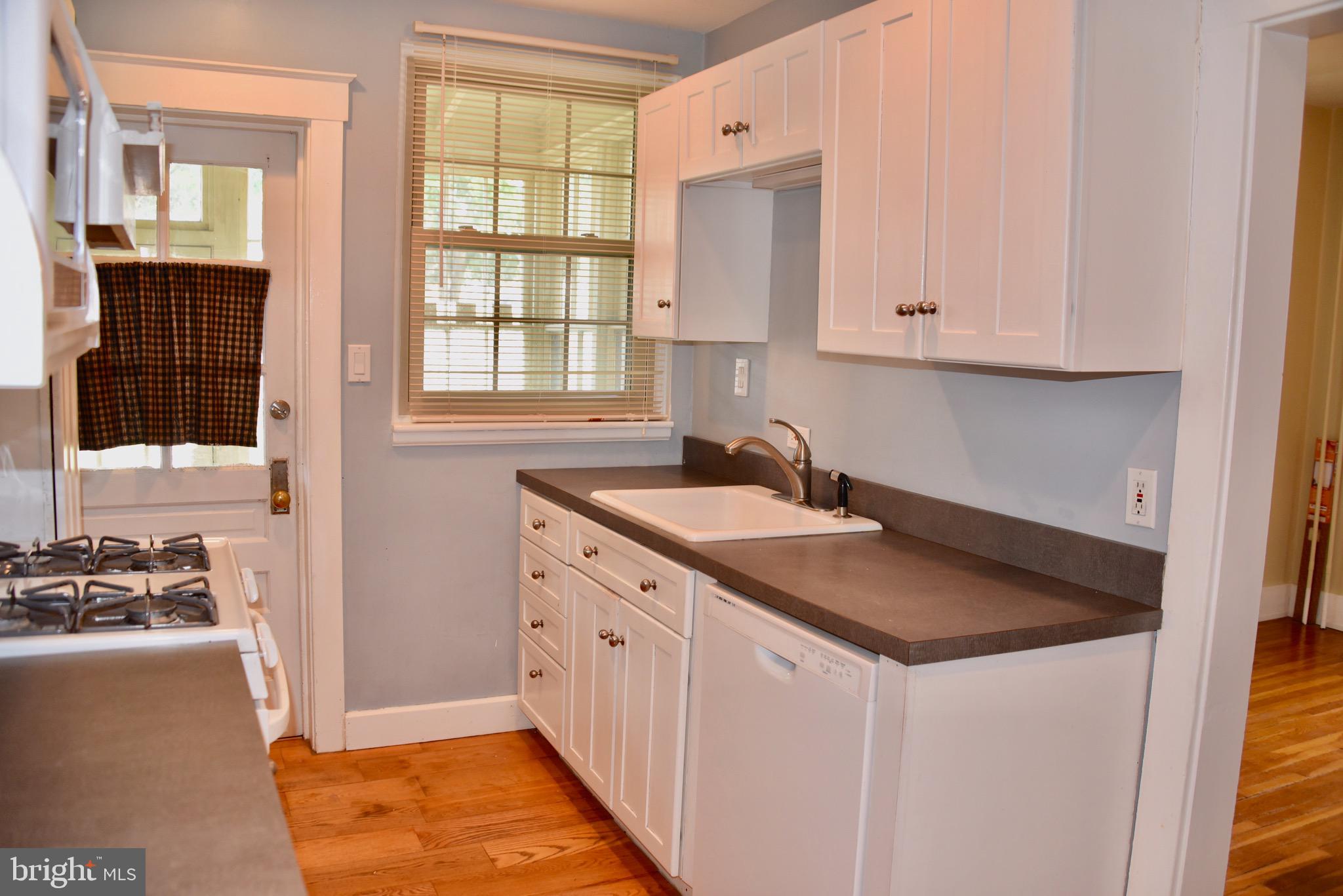 318 Sunset Road West Reading, PA 19611 - Photo 11 of 22