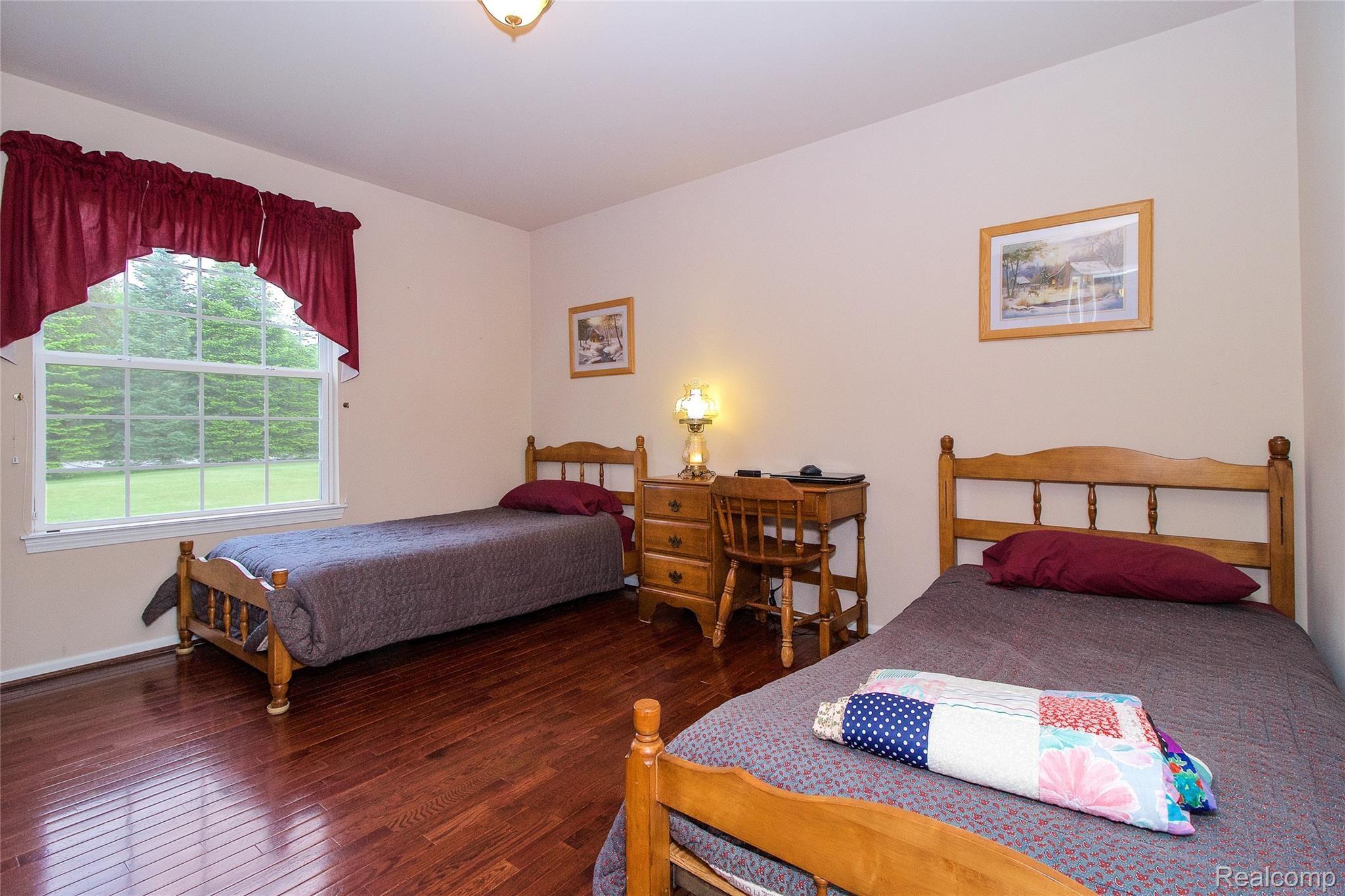 2552 Swarthout Road Pinckney, MI 48169 - Photo 36 of 50 Bedroom 3