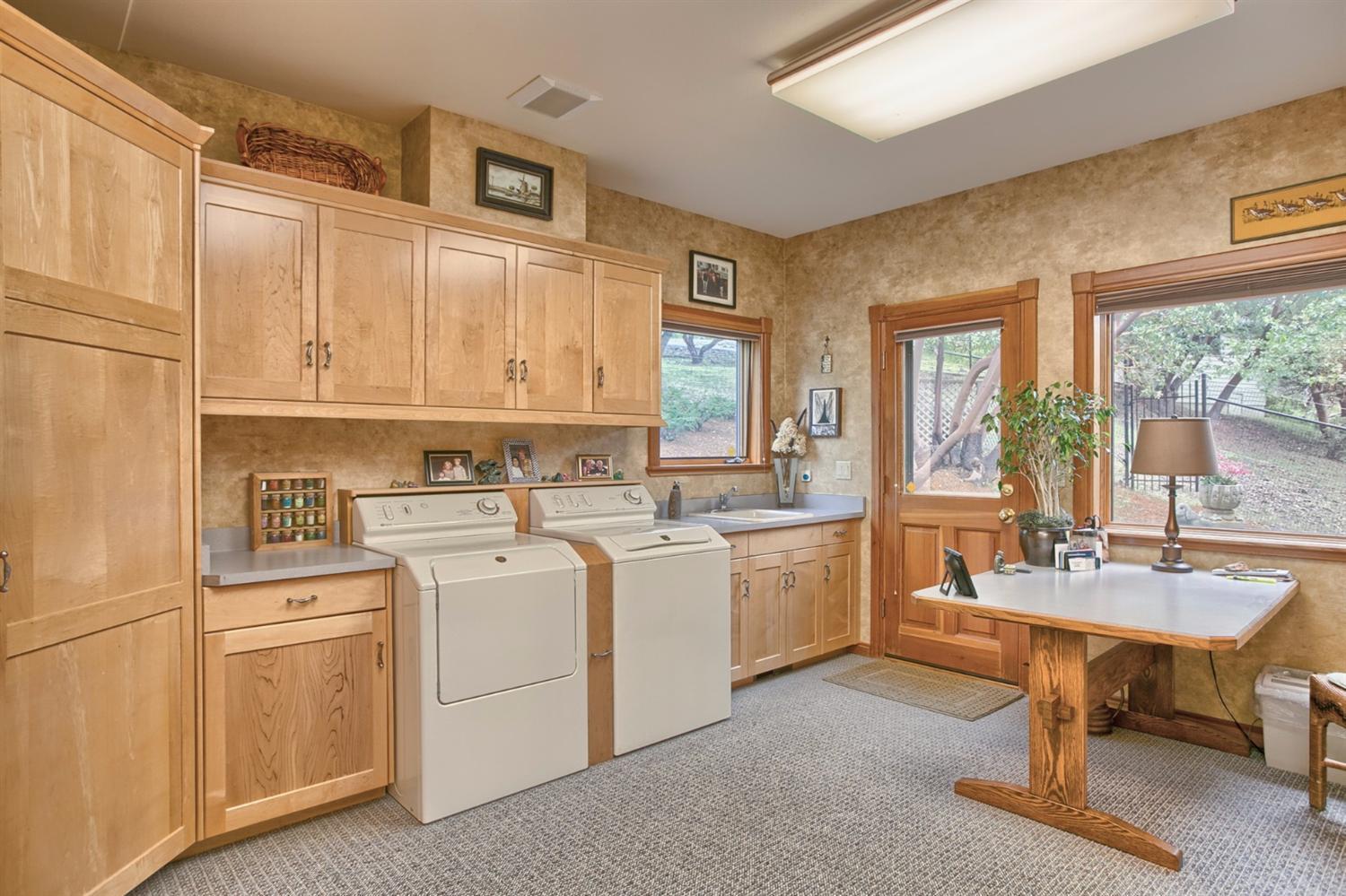 6556 Hillcrest Road Medford, OR 97504 - Photo 25 of 35 Additional Photo