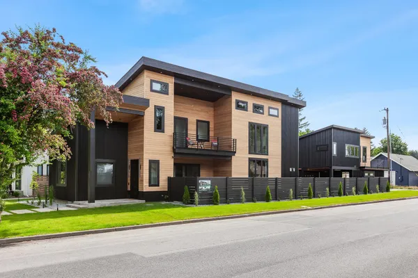 $2,250,000 | 301 South 17th Street, Coeur D'Alene, ID 83814