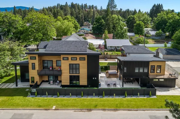 $2,250,000 | 301 South 17th Street, Coeur D'Alene, ID 83814