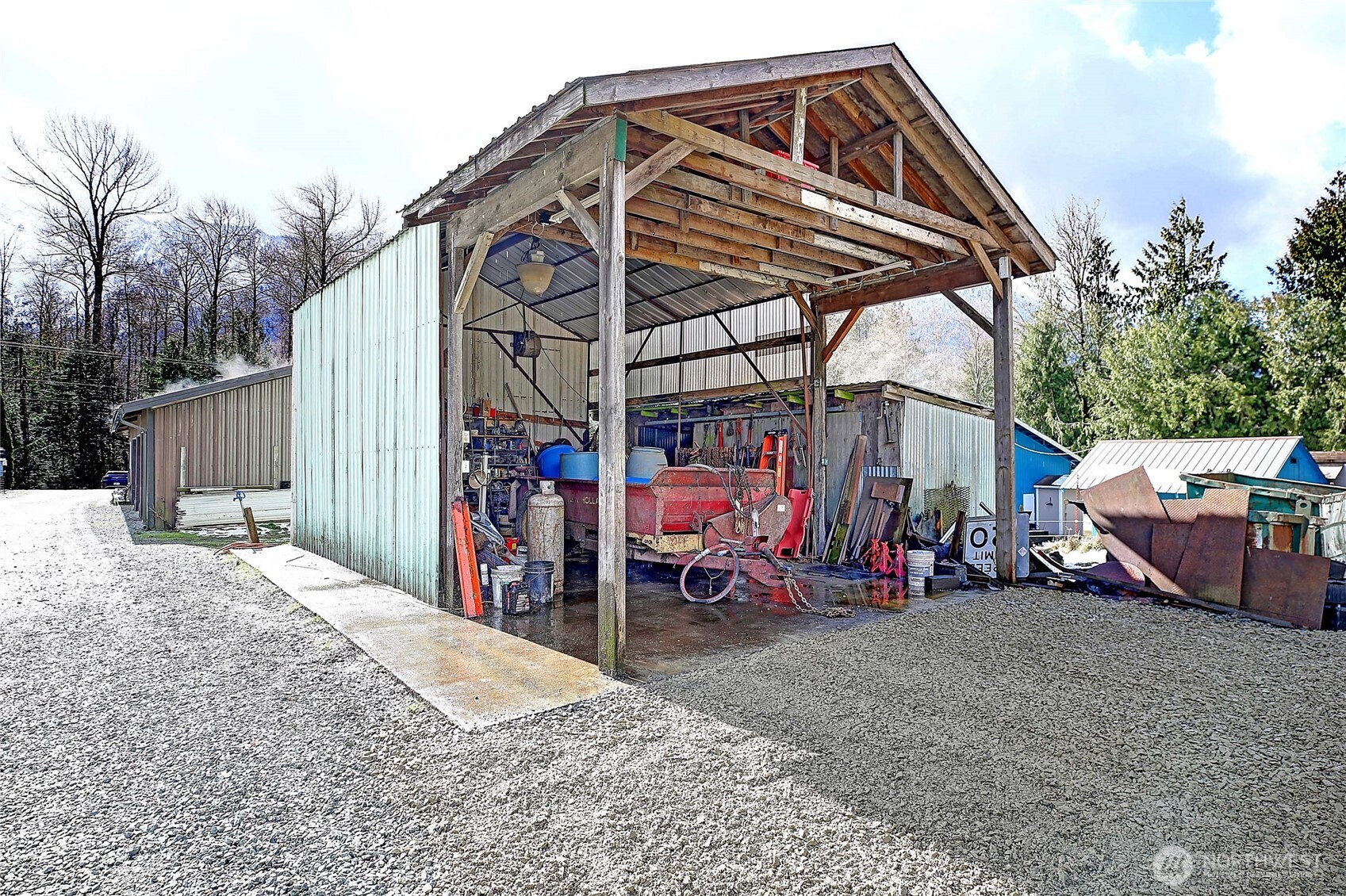 39729 State Rte 530 Northeast Arlington, WA 98223 - Photo 26 of 40 a view of a car park in front of a house
