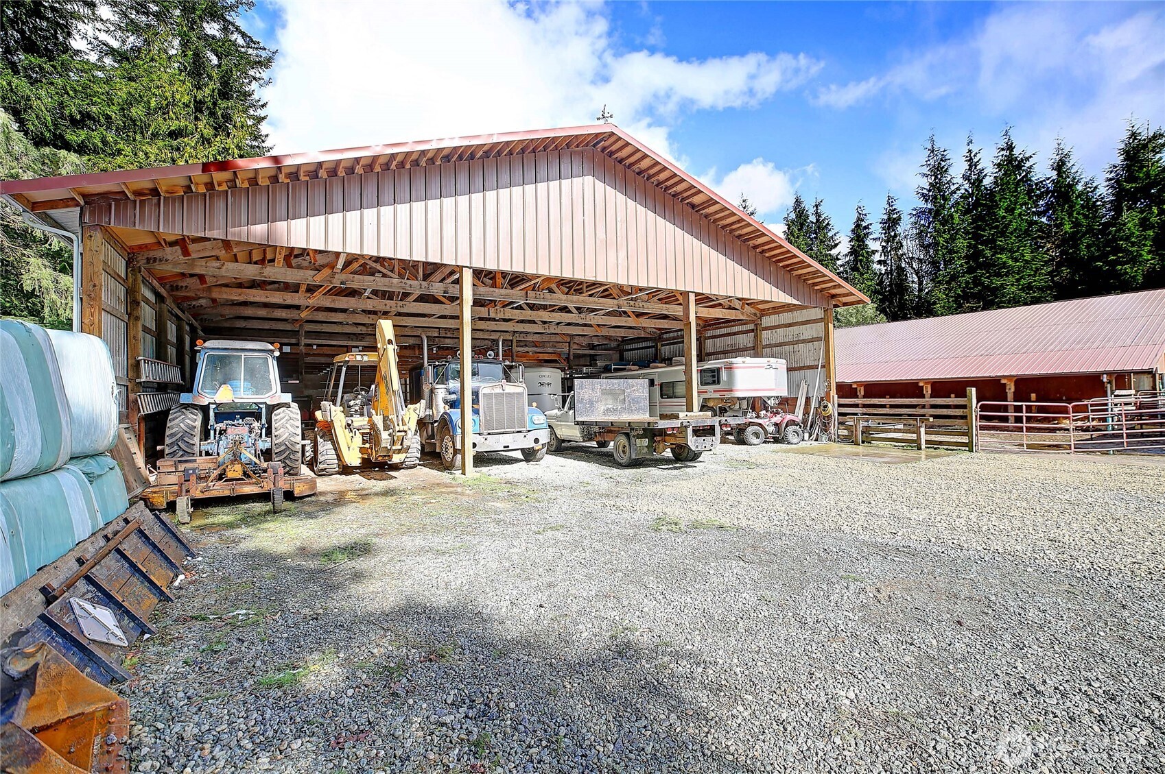 39729 State Rte 530 Northeast Arlington, WA 98223 - Photo 33 of 40 a view of a house with backyard