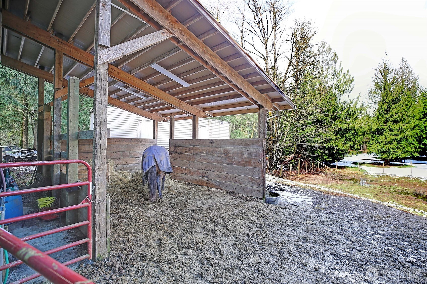 39729 State Rte 530 Northeast Arlington, WA 98223 - Photo 34 of 40 a backyard of a house with basket ball court