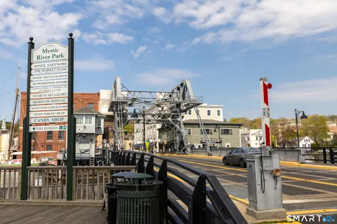 $579,000 | 49 Park Avenue, Unit 49, Mystic, CT 06355