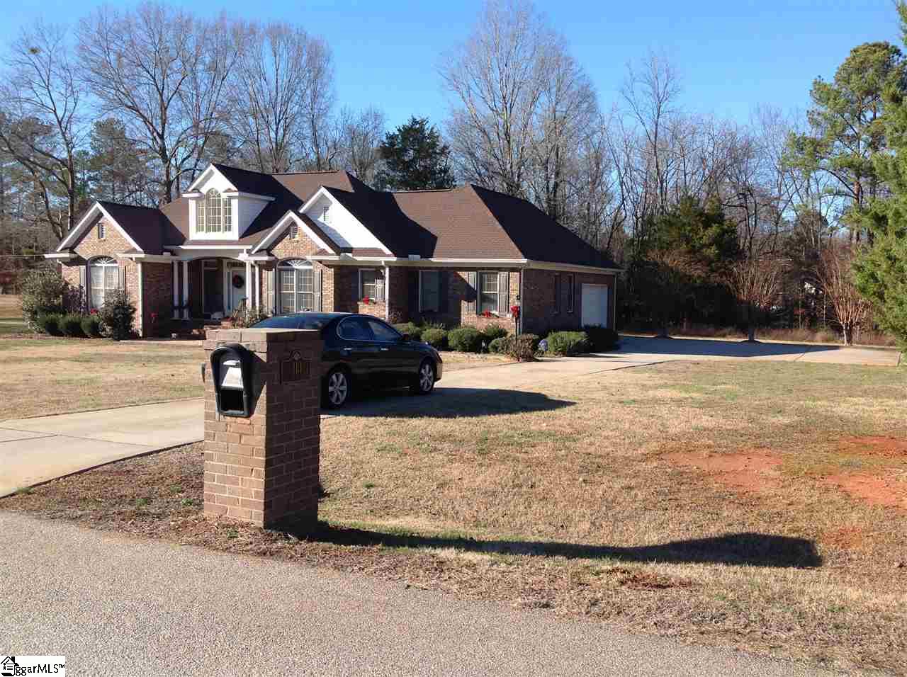 313 Finney Drive Clinton, SC 29325 - Photo 2 of 29 Gallery Image 2