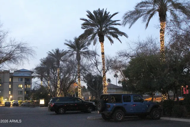 $340,000 | 1701 East Colter Street, Unit 337, Phoenix, AZ 85016