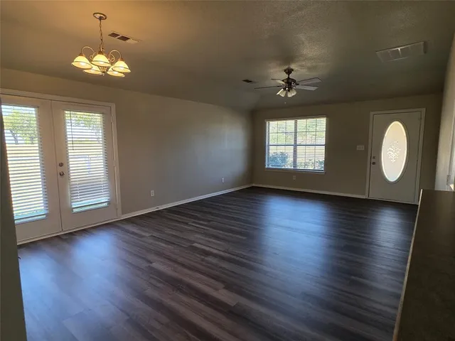 $1,650 | 145 North Meadows Drive, Granbury, TX 76048