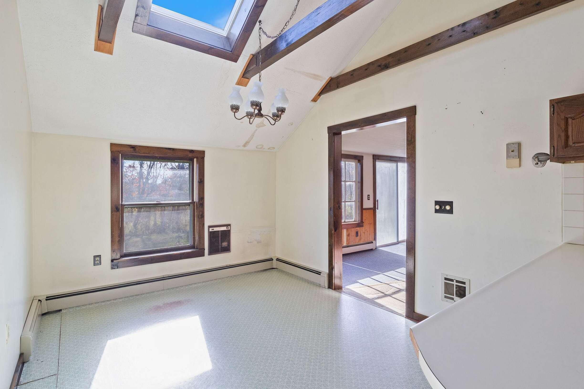 66 Nicholas Drive Wells, ME 04090 - Photo 14 of 22 Dining Area