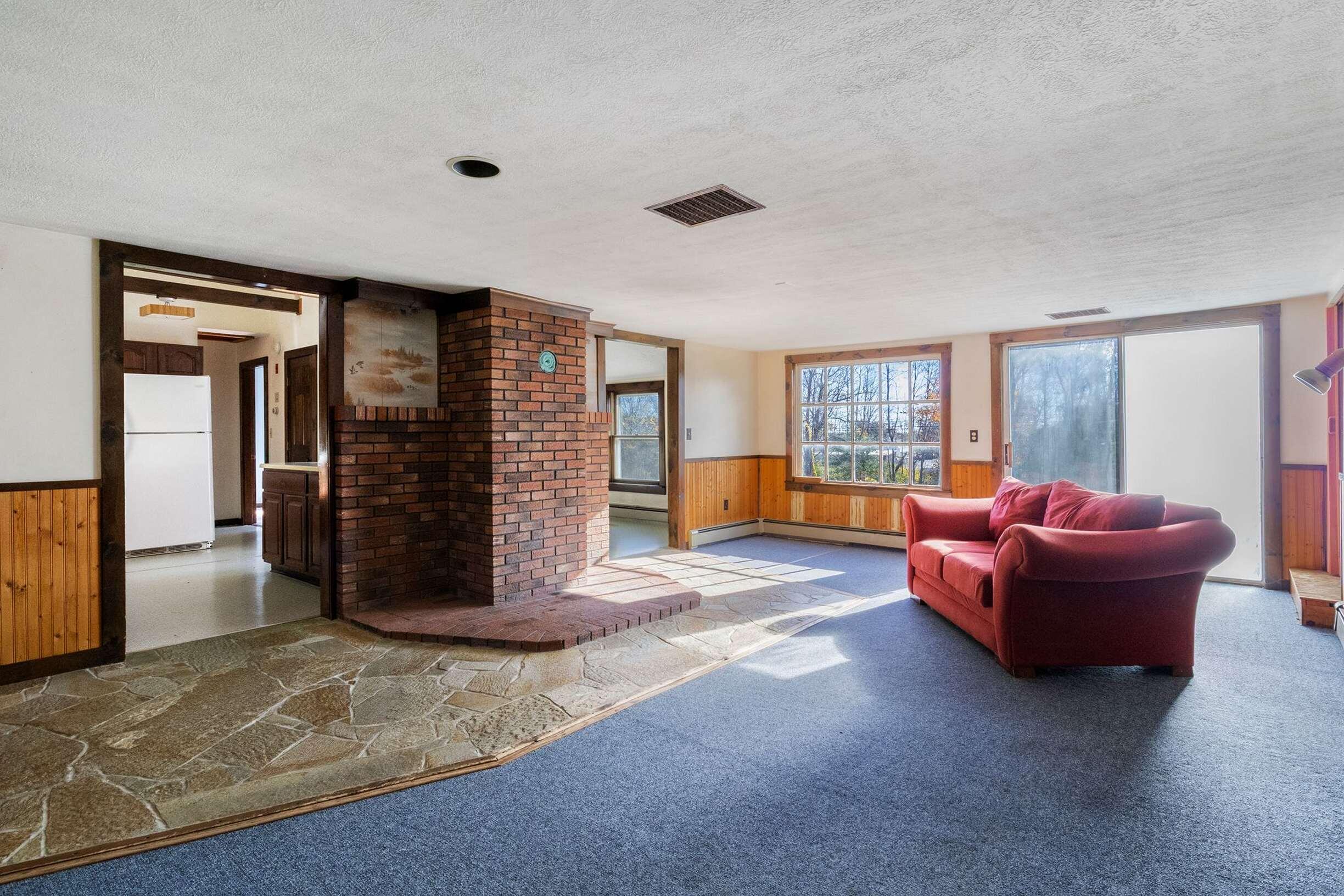 66 Nicholas Drive Wells, ME 04090 - Photo 10 of 22 Living Room