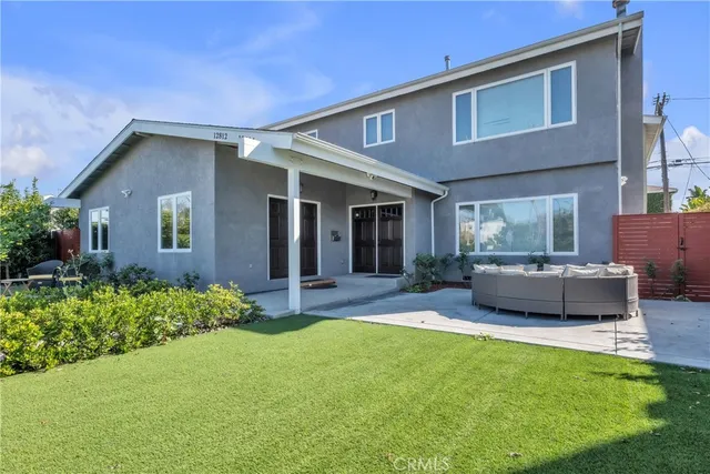 $10,500 | 12812 Short, Los Angeles, CA 90066