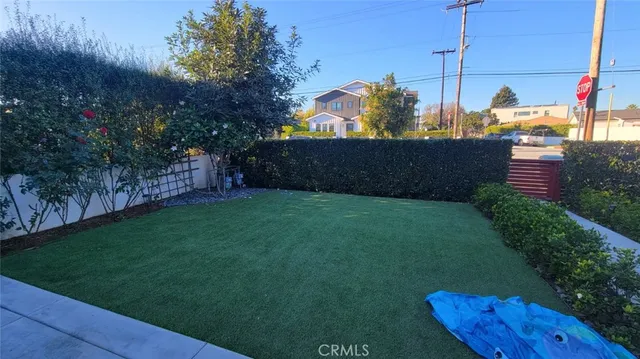 $12,000 | 12812 Short, Los Angeles, CA 90066