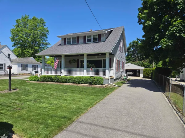 $299,000 | 402 Park Avenue, Yale, MI 48097