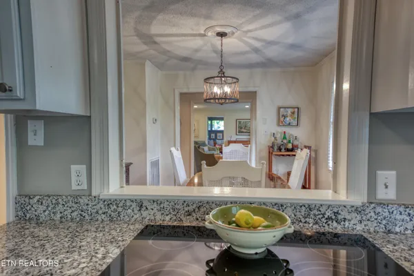 $529,900 | 6903 Sheffield Drive, Knoxville, TN 37909
