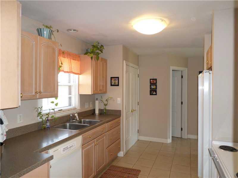 476 Maxwell Road Indianapolis, IN 46217 - Photo 3 of 20 Gallery Image 3