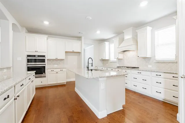 $751,000 | 286 Greenhill Avenue, Sunnyvale, TX 75182