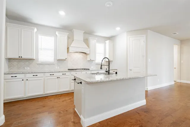 $751,000 | 286 Greenhill Avenue, Sunnyvale, TX 75182