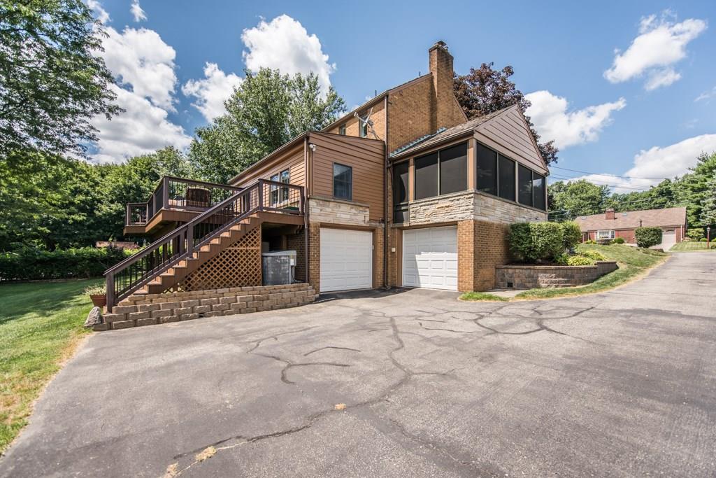 171 Pine Road Pittsburgh, PA 15237 - Photo 20 of 25 View of house from end of driveway. Plenty of space for pulling out/turning around. Slightly graded driveway.