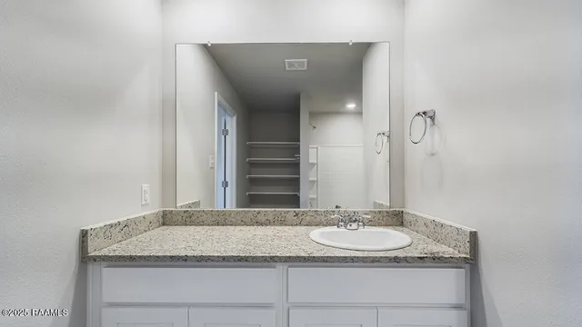 $231,000 | 152 Cottage Cove Drive, Maurice, LA 70555