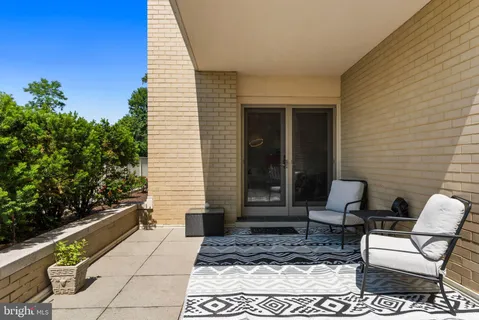 $940,000 | 2801 New Mexico Avenue Northwest, Unit 204, Washington, DC 20007