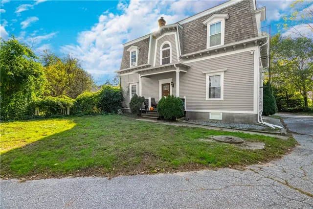 $624,900 | 563 Putnam Pike, Smithfield, RI 02828