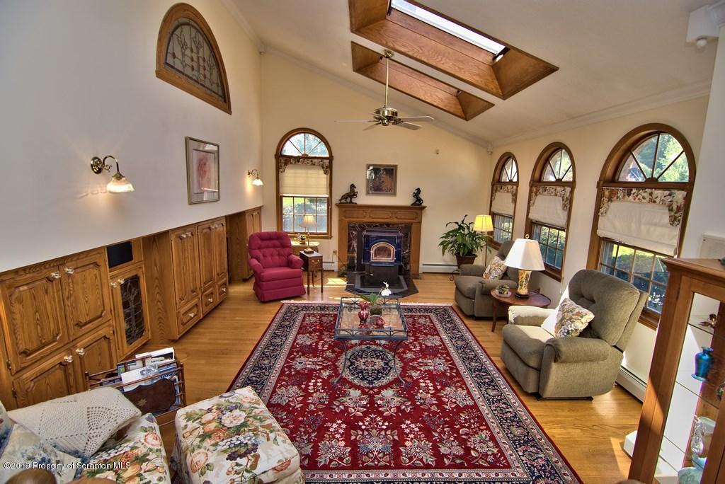 917 Appletree Road Moscow, PA 18444 - Photo 11 of 78 Gallery Image 11